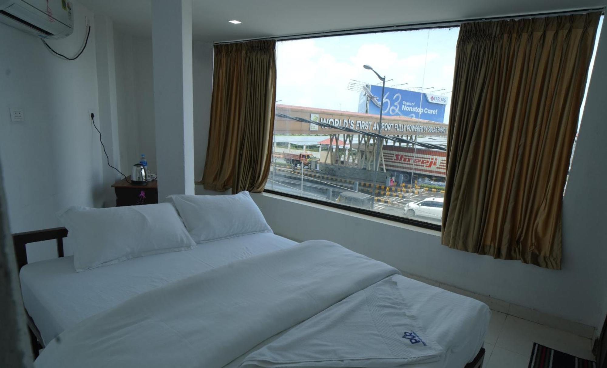 Port View Residency Pvr Hotel Nedumbassery Luaran gambar