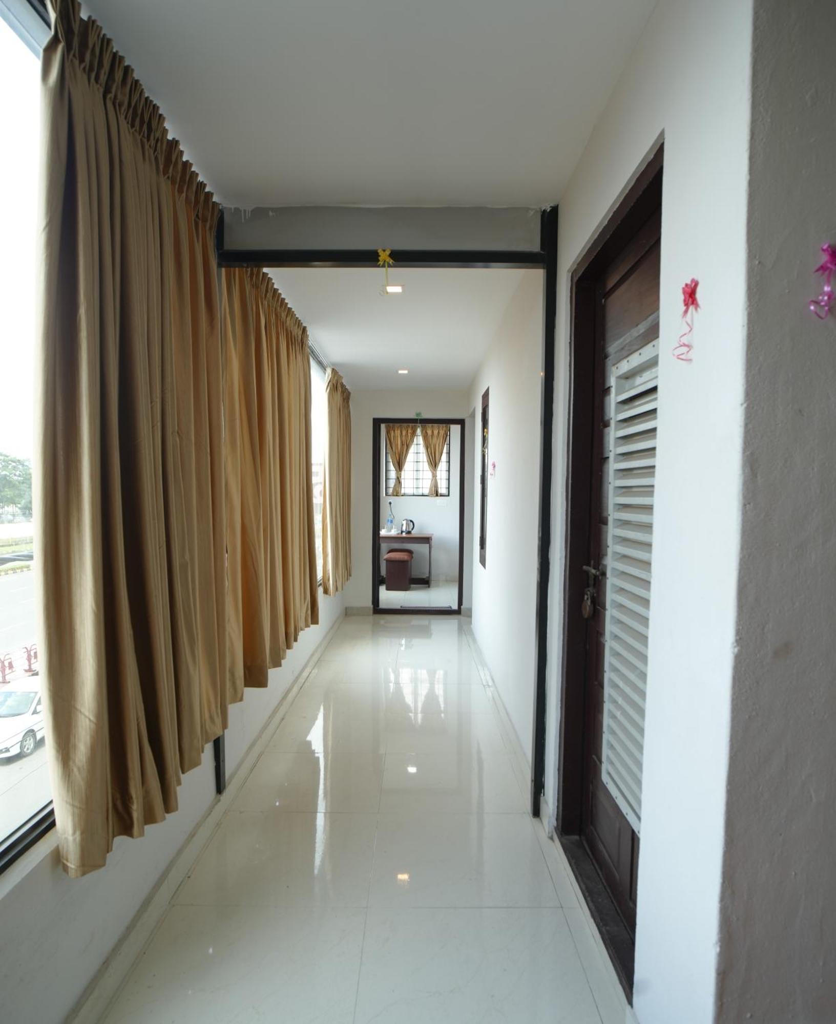 Port View Residency Pvr Hotel Nedumbassery Luaran gambar