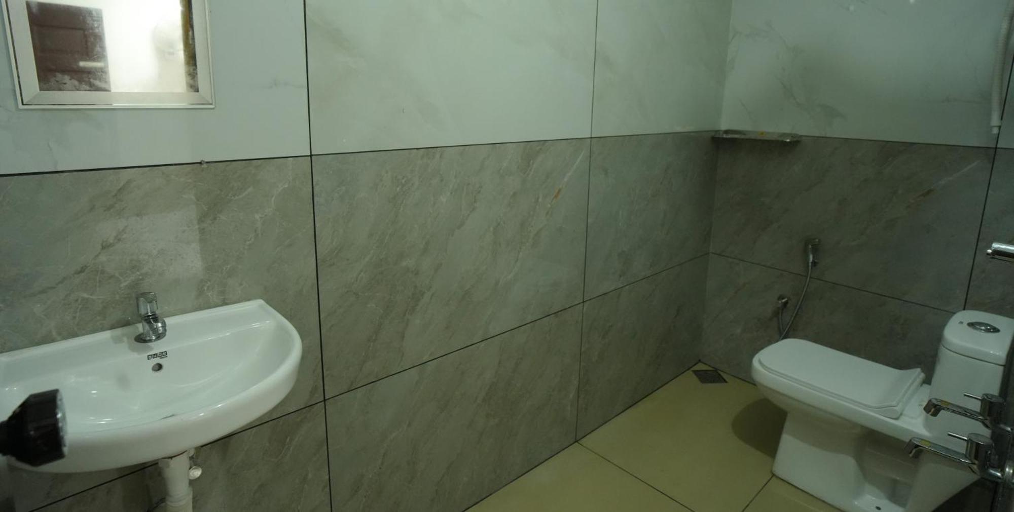 Port View Residency Pvr Hotel Nedumbassery Luaran gambar