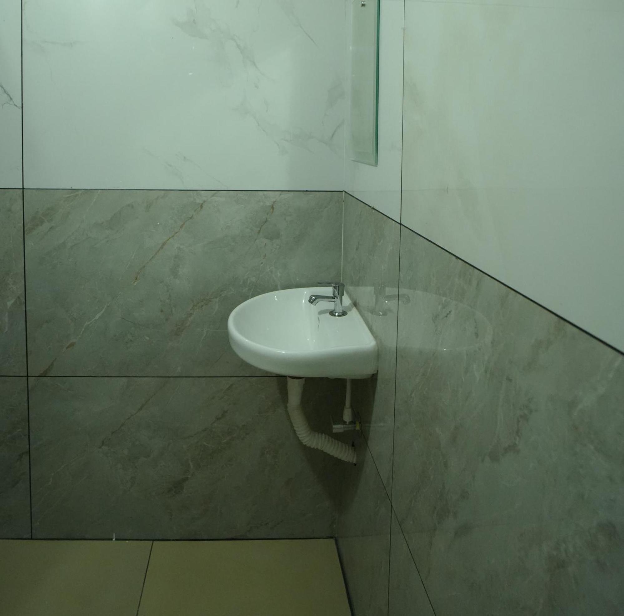 Port View Residency Pvr Hotel Nedumbassery Luaran gambar